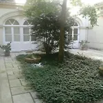 Beau Temps Aux Champs Elysees, Tour Eiffel